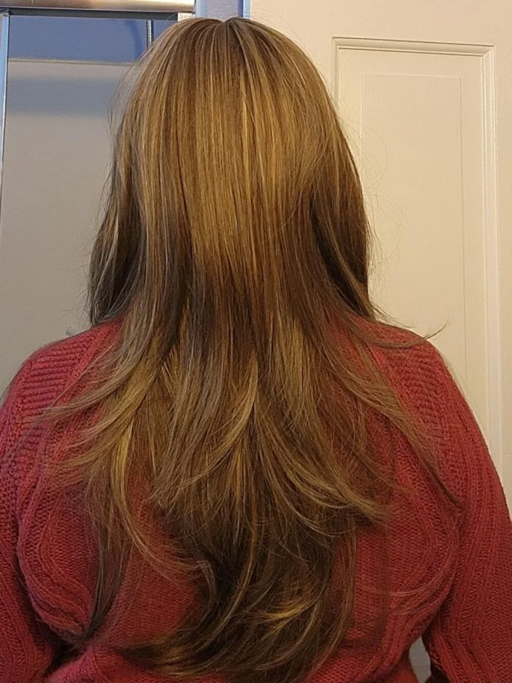 Women's Honey Blonde Brown Long Layered Wig With Bangs Roots Heat Resistant